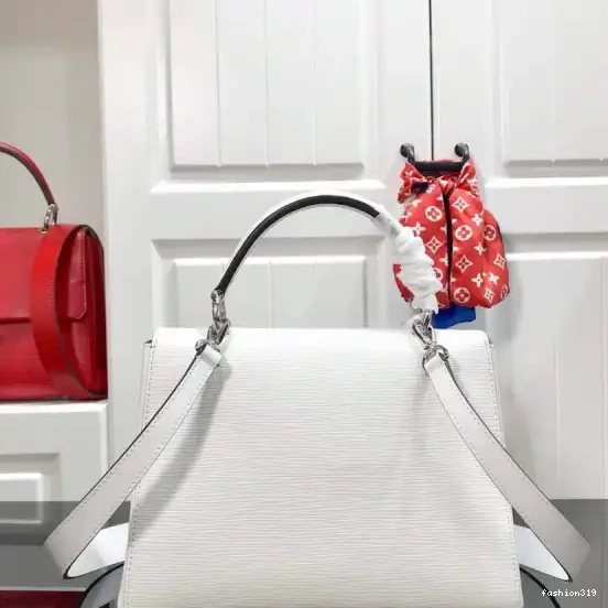 LOUIS PM GRENELLE VUITTON 0419